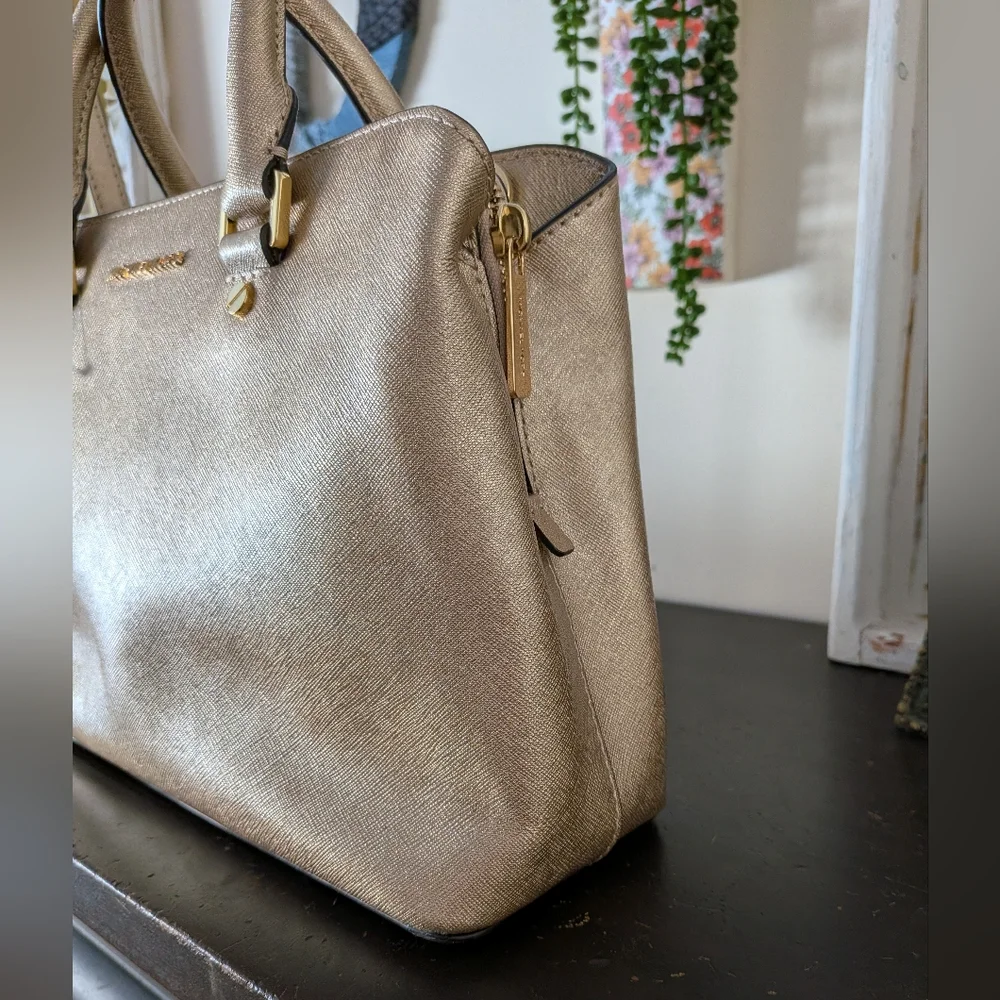 Michael Kors Savannah Metallic Saffiano Leather Satchel NEW - Picture 4 of 16